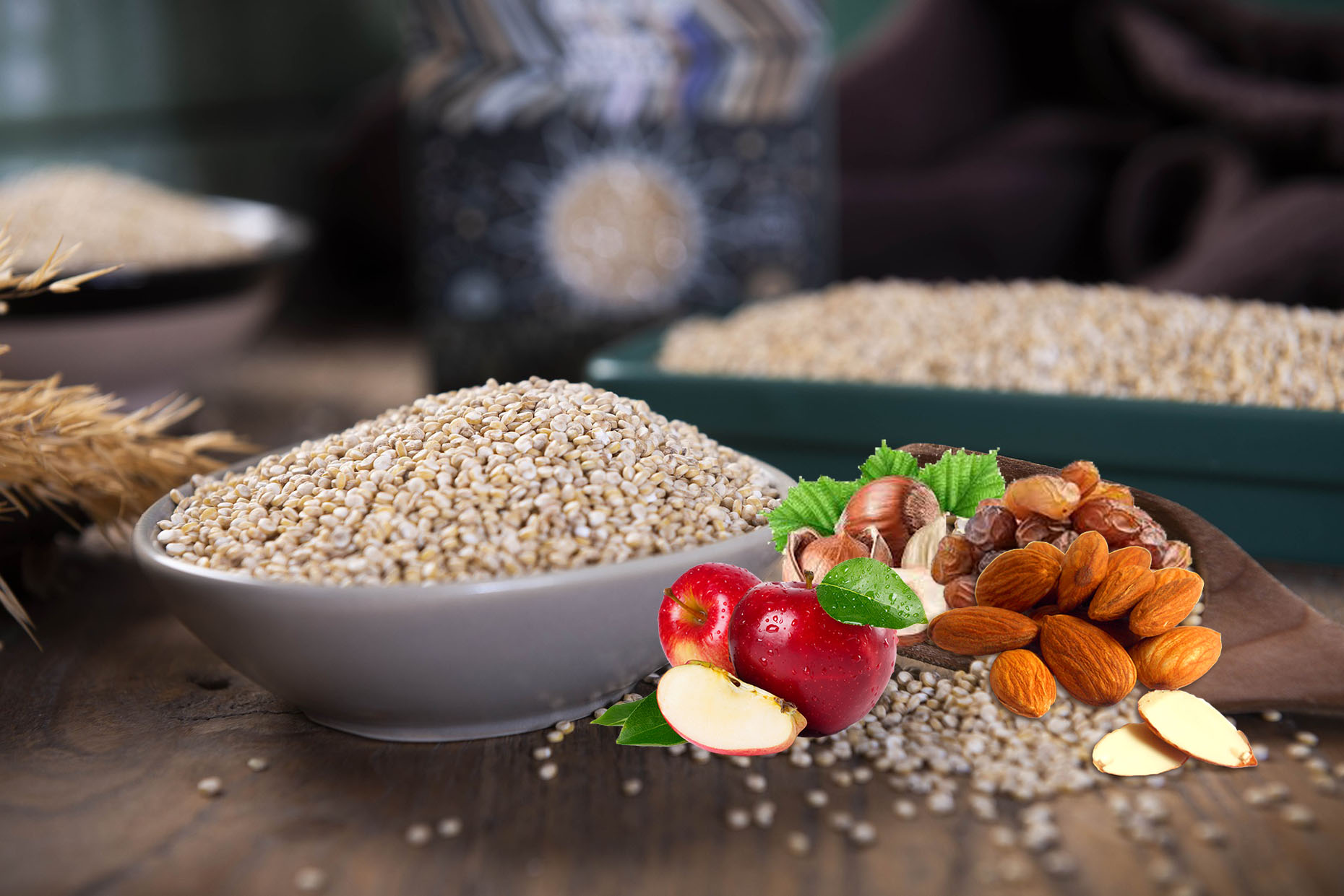 Délicieux bol de quinoa aux fruits secs